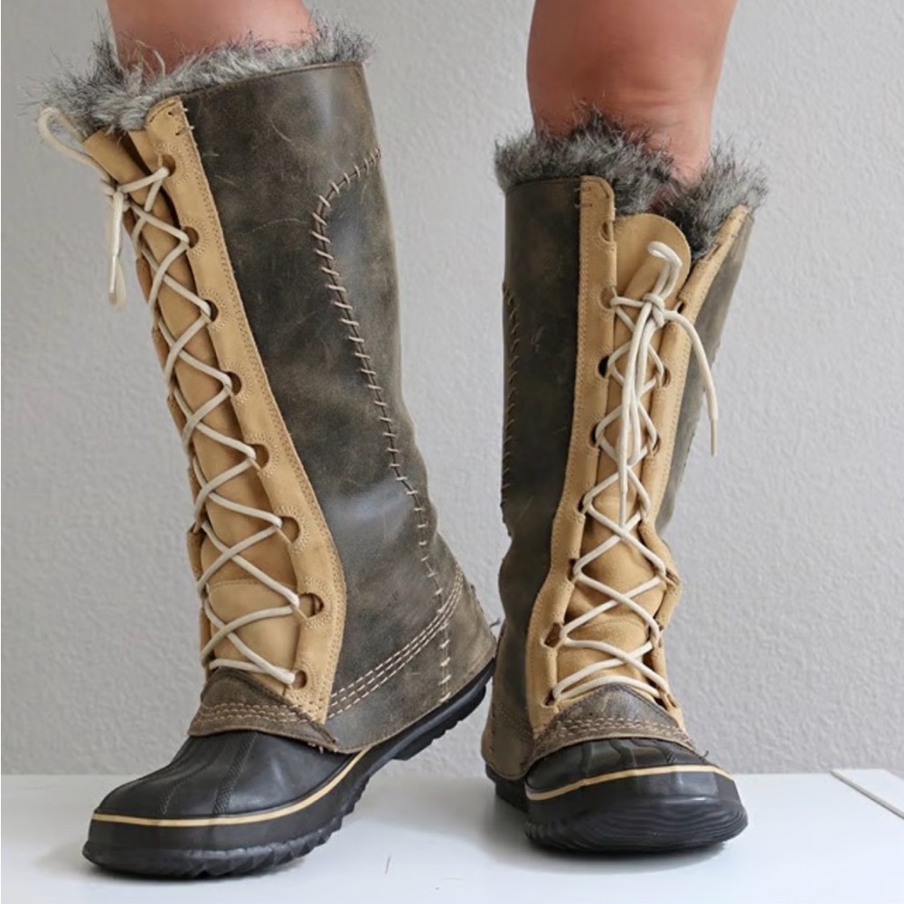 Sorel Brown and Tan Fur-Trimmed Winter Boots
